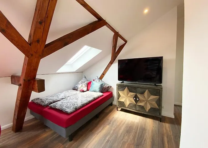 Loft 1 *