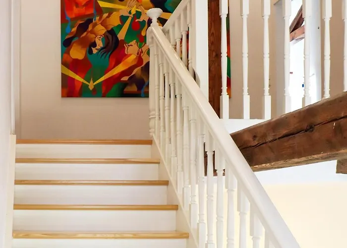 Loft 1 *